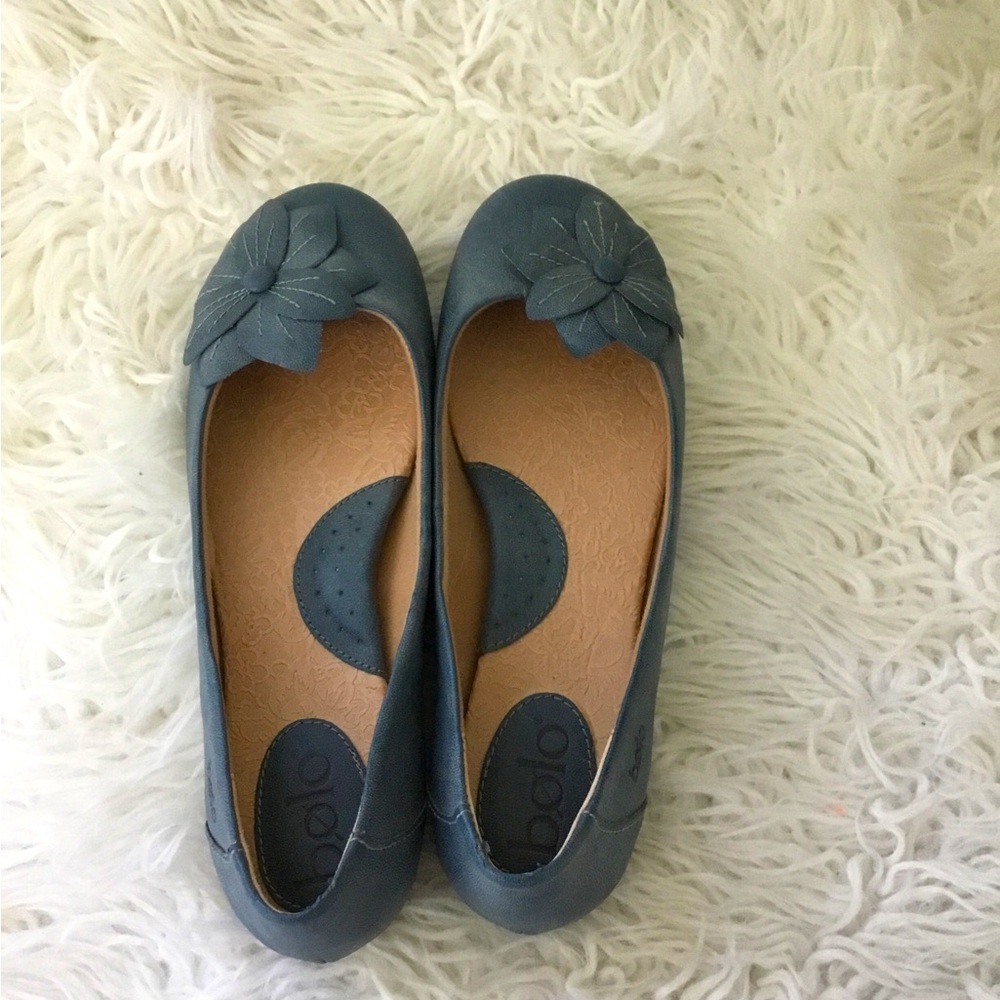 BØLO WOMEN FLATS SIZE 8 NEW 8